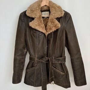 Vintage 1980s Distressed Belted Moss Brown Zip Up Short Leather Jacket